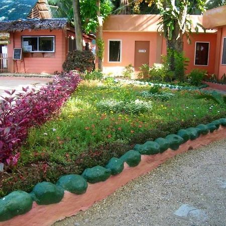 Agta Beach Resort Almeria Ngoại thất bức ảnh